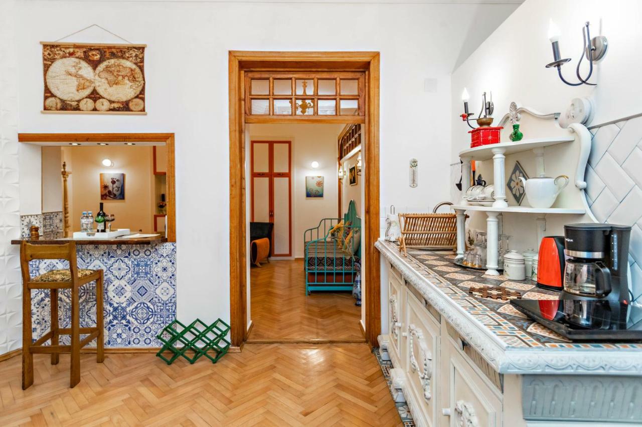 ★ Blue Door Rhapsody ★ - Special Stay In Old Town! Tbilisi ภายนอก รูปภาพ