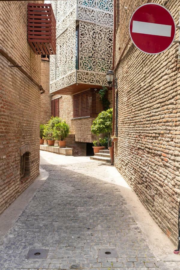 ★ Blue Door Rhapsody ★ - Special Stay In Old Town! Tbilisi ภายนอก รูปภาพ